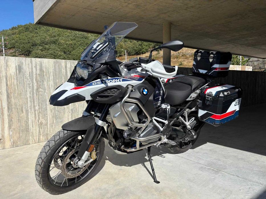 BMW r 1250 adventure trophy 2025