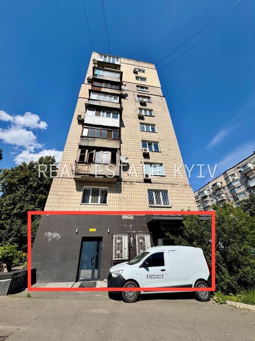 Без % Аренда фасадного помещения 355 кВ.м., ул Б. Гаврилишина (Ванди Василевской) 11 метро КПИ