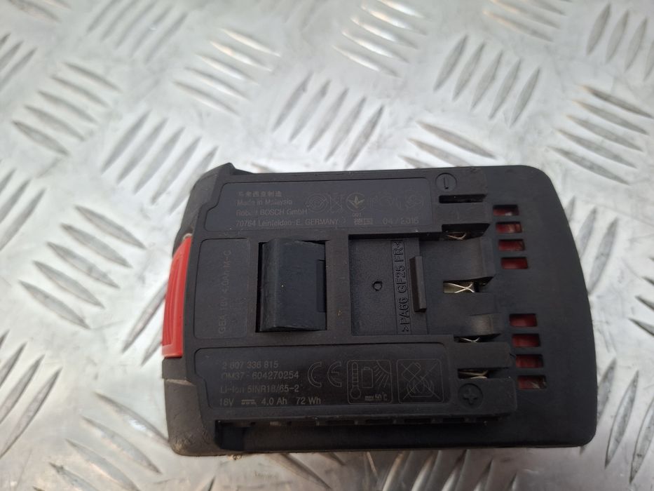 Акумулятор для електроінструментів Bosch GBA 18V 4.0 Ah M-C Profession