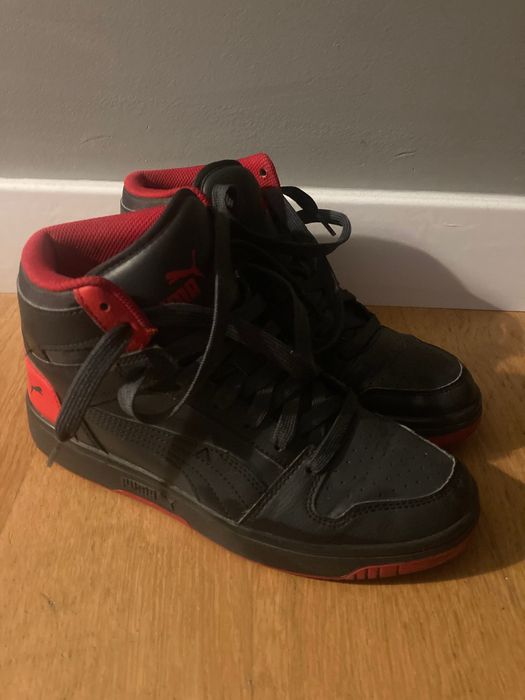 Sneakersy Puma wysokie czarno-czerwone 38,5