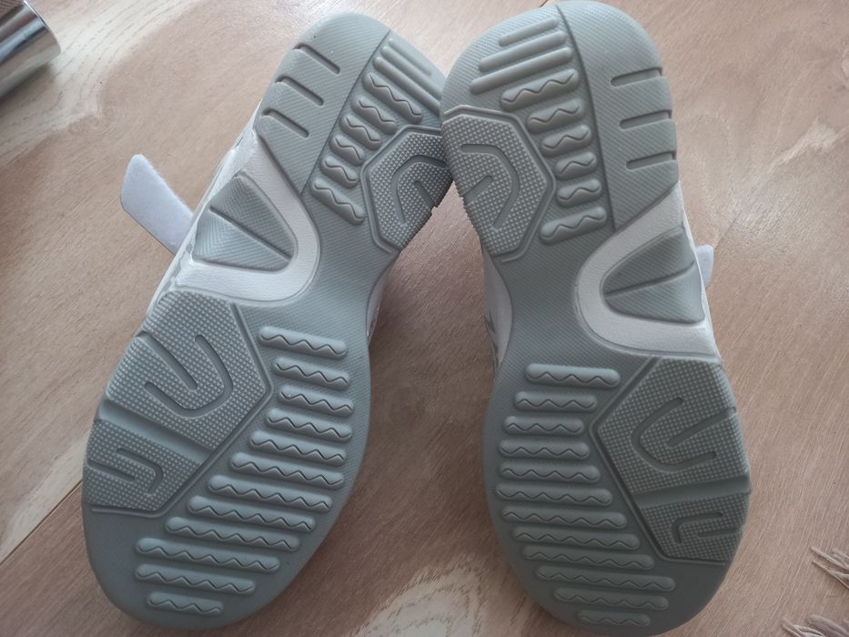 Adidasy przewiewne, sandały zabudowane NOWE  36