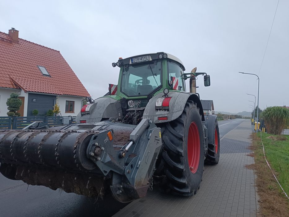 Mulczer leśny wgłębny wycinka drzew przywracanie gruntów rolnych
