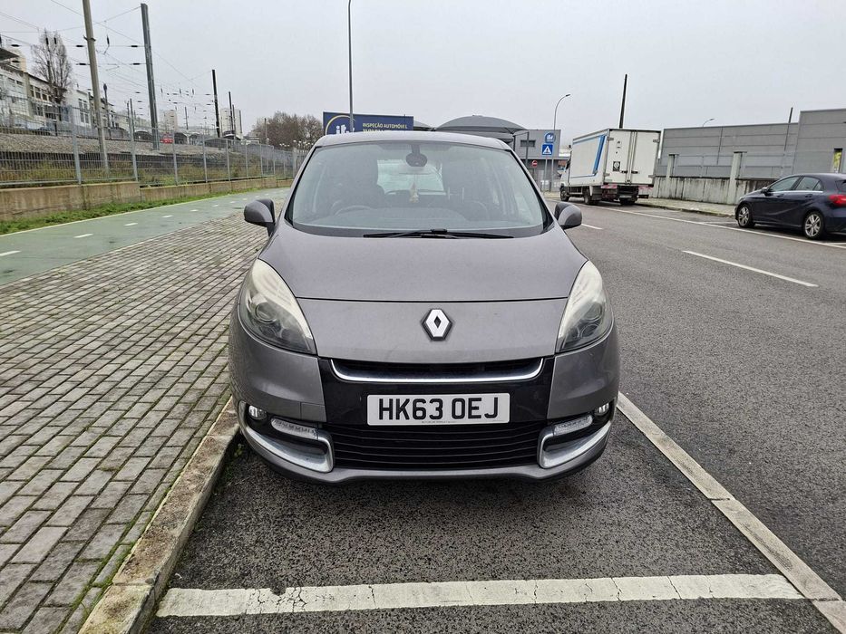 Renault scenic 2013 UK