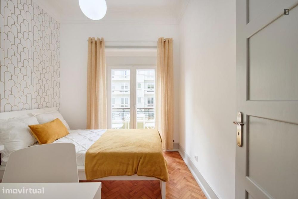 Quarto - localizado em Alameda Lisbon