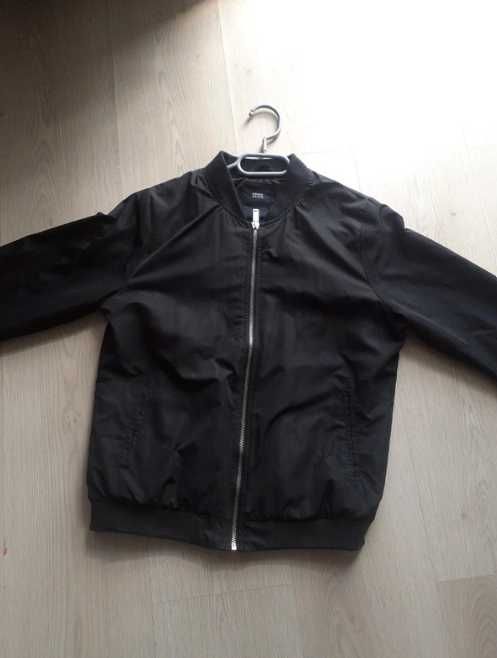 damska kurtka bomberka