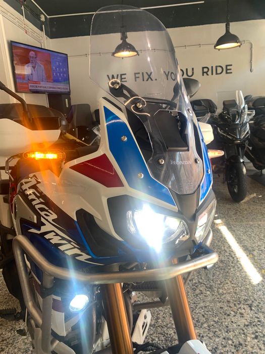 Honda CRF 1000 Africa Twin Super Adventure Sports Big Tank de 2018 em Optimo Estado