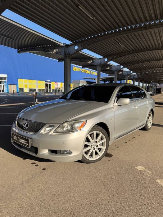 Продам Lexus GS 300