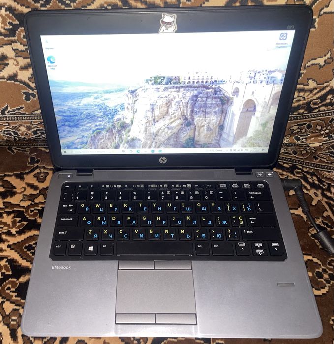 Ноутбук HP EliteBook820