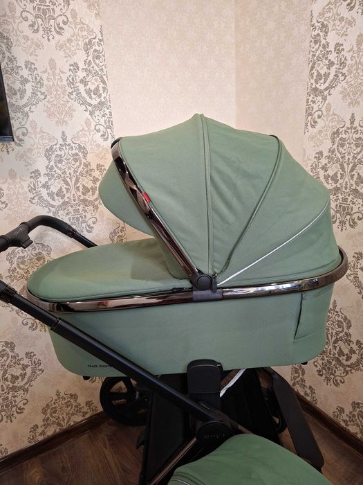 Універсальна коляска 2 в 1 CARRELLO Ultimo.