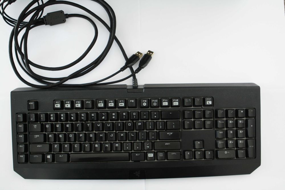 Pc Antigo Caixa Razer i7 16gb com monitor dell 27´