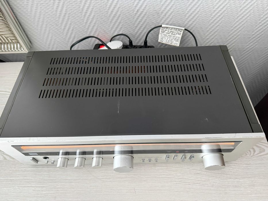 SANSUI R-5 Amplituner top Hi-Fi