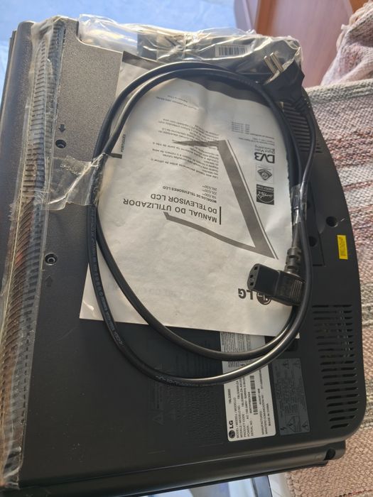 Televisão LG Led, em muito bom estado