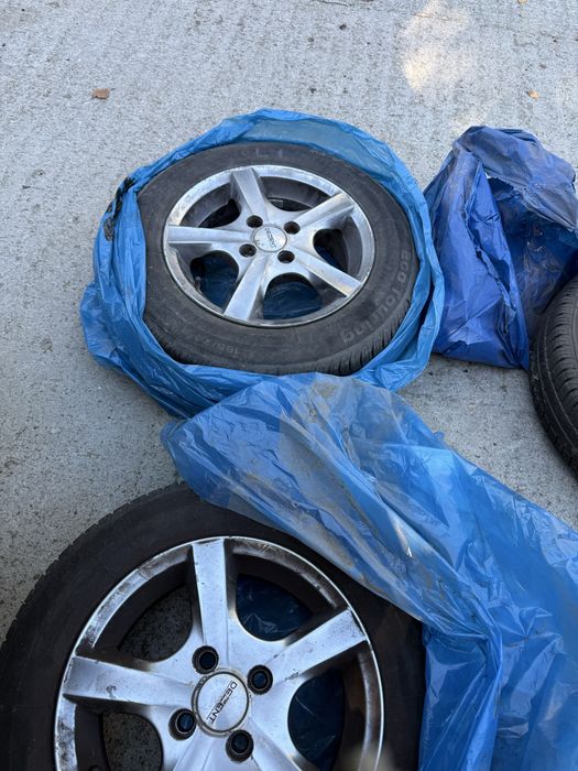 Alufelgi R14 4x100 + opony 165/70 R14 komplet 4 szt.