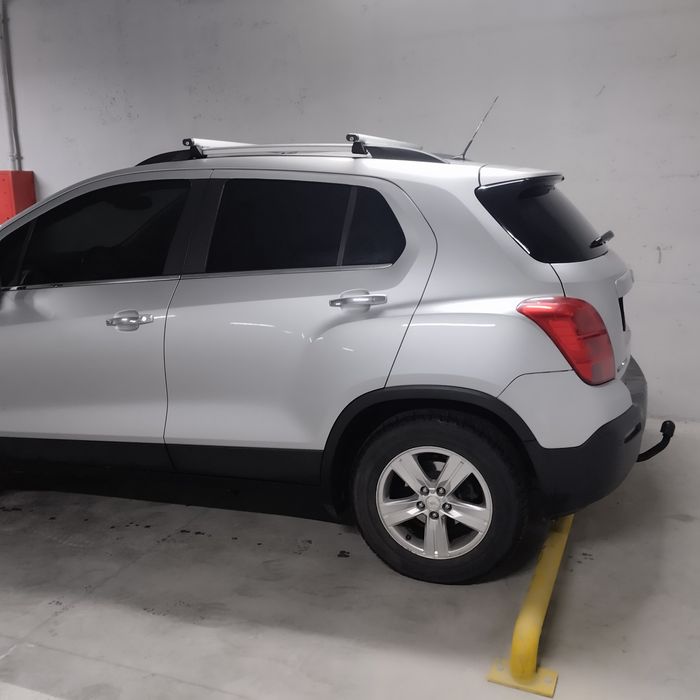 Chevrolet  Tracker джип 4х4 не дорого