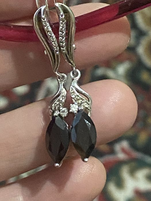 Продаю серьги серебро