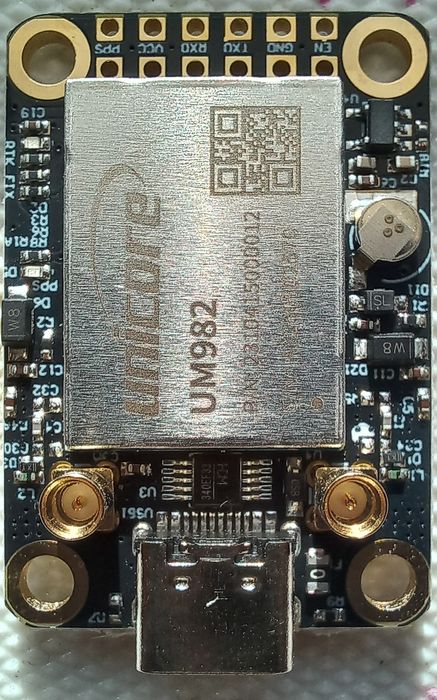 Unicore UM982 — Двоантенний мультичастотний RTK-модуль ( без антени)