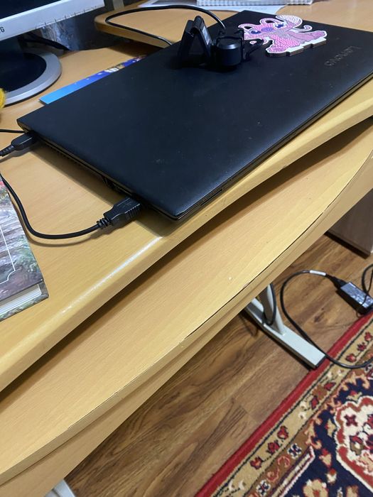 Стіл компютерний, стіл письмовий