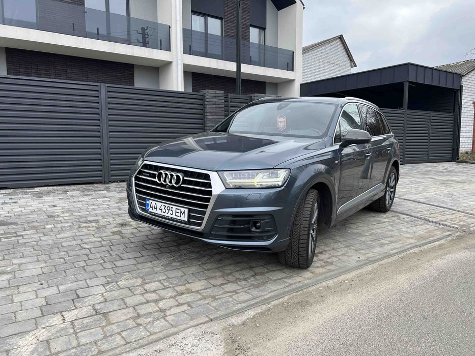 Авто Audi Q7 3.0 TDI