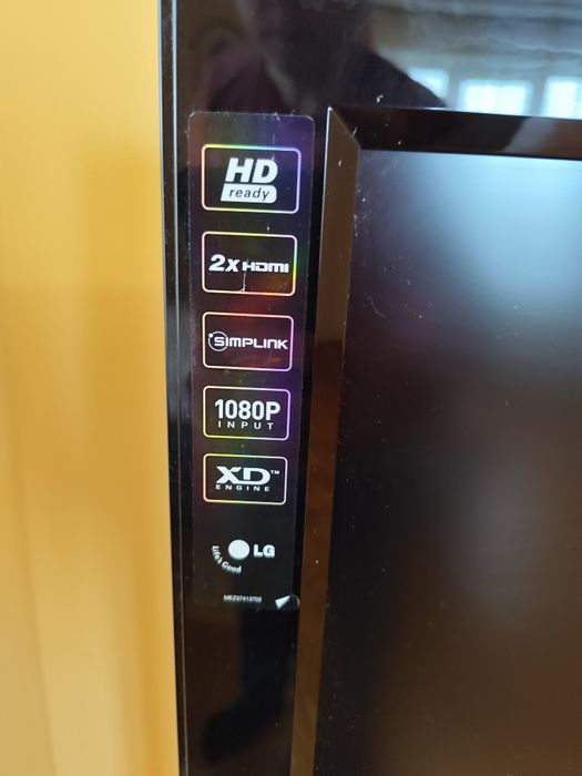 Телевізор LG 32LC43