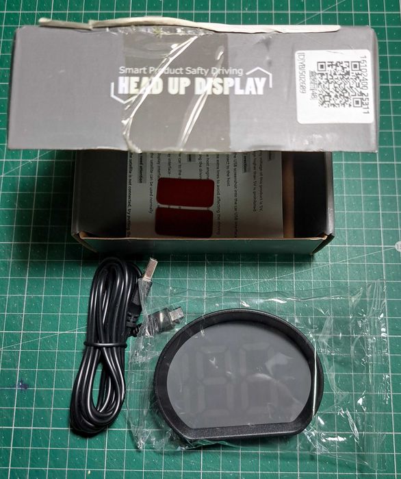 Conta quilómetros digital, Head-Up Display (HUD) para carro