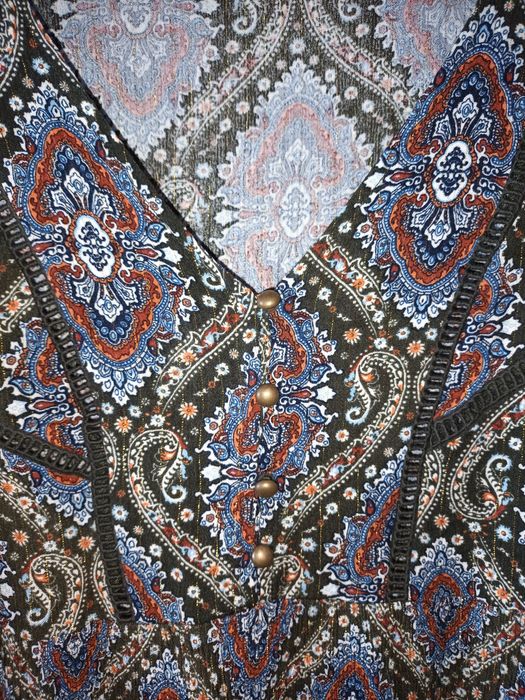 Sukienka boho Springfield.