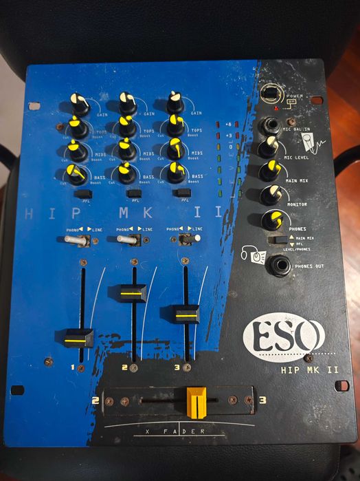 Mesa de DJ ESO Hip Mk II