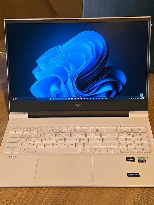 HP Victus 16 Gaming Branco | Ryzen 7 | RTX 3050 | 20 GB RAM