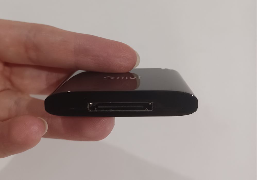 Bezprzewodowy odbiornik audio z 30-pinowym złączem Apple