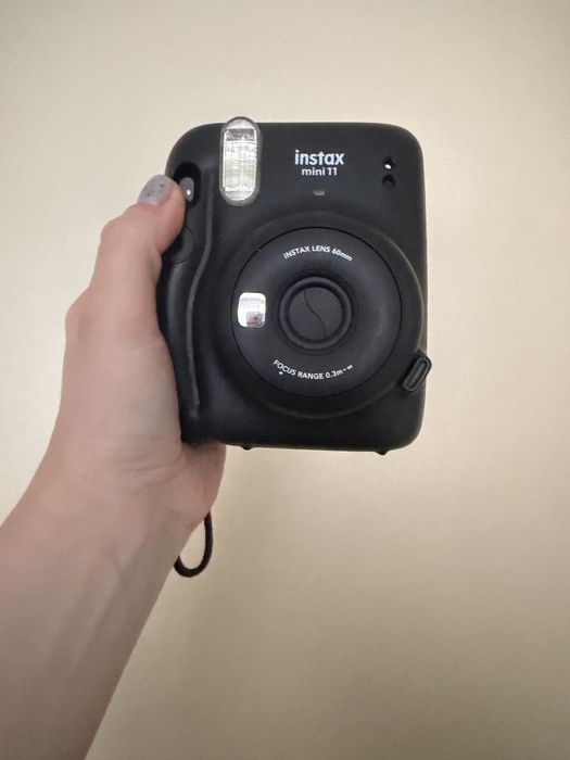 Фотоапарат Fujifilm Instax Mini 11