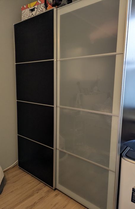 Szafa PAX IKEA 150x201x58cm, przesuwane drzwi szklane.