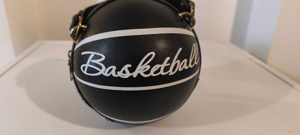 Mala de mão formato bola de basquetebol
