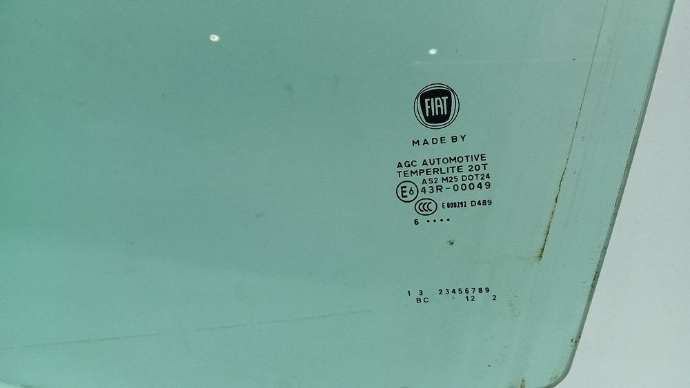 Vidro porta frente esquerda FIAT 500L (351_, 352_)