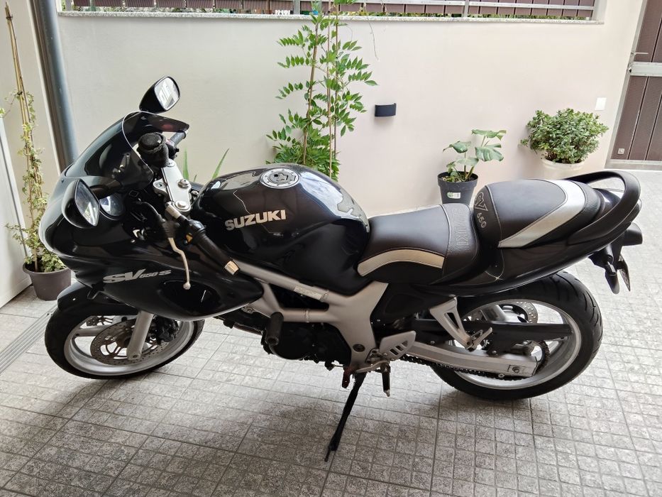 Suzuki SV650s  de 1999 como nova