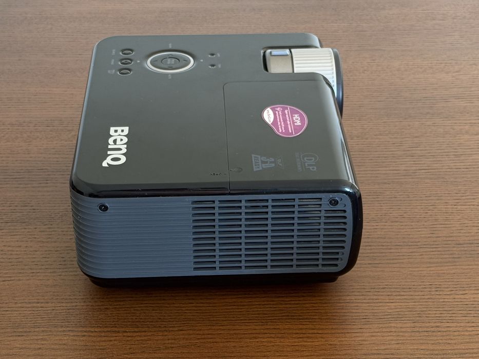 Projetor BenQ MX511 (Apenas 785h de uso) – HDMI