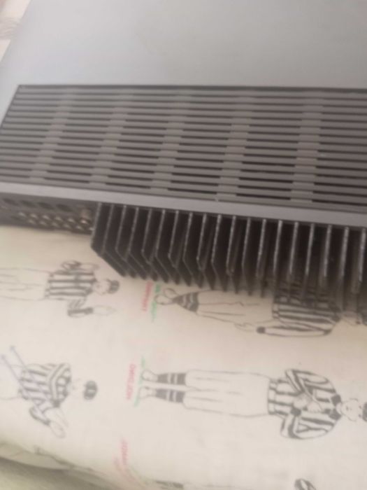 Продам усилитель филипс