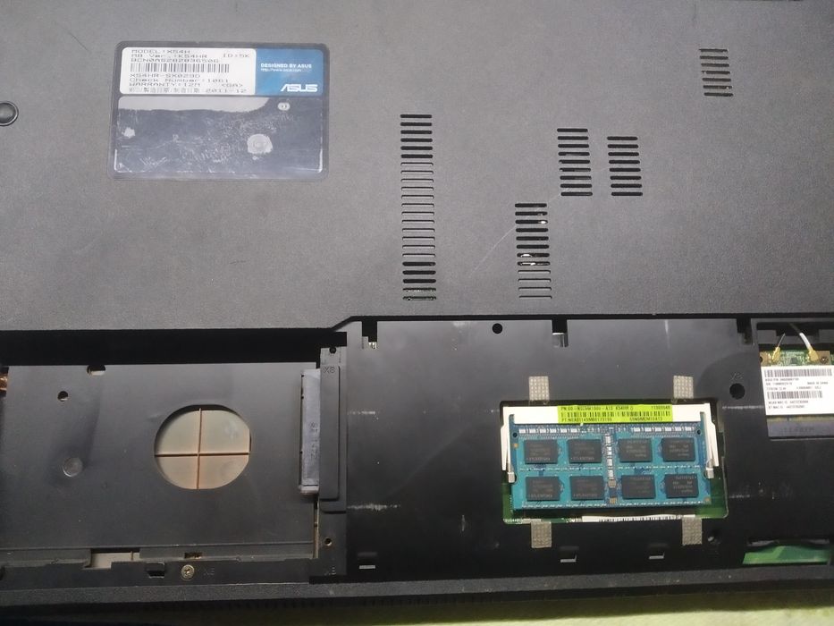 Asus X54H на запчастини