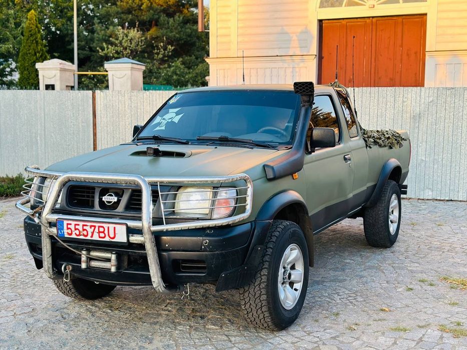 Nissan Navara  4x4 , полный привод 
Двигун працю