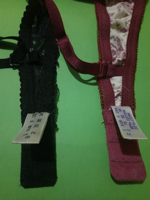 Бюстгальтери маленького розміру 70А