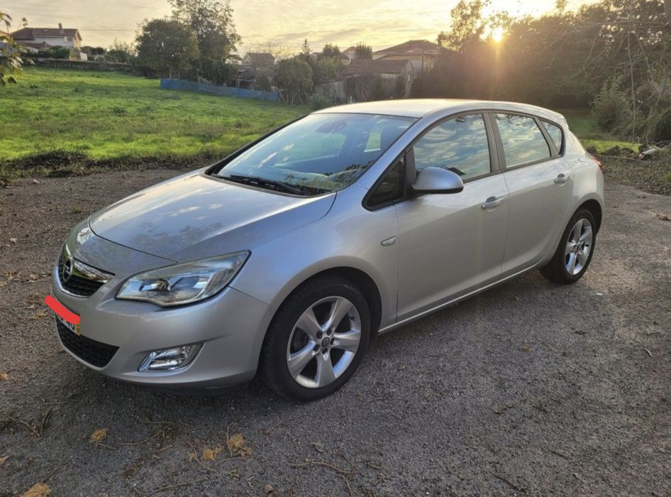 Vendo Opel Astra 1.3 2010