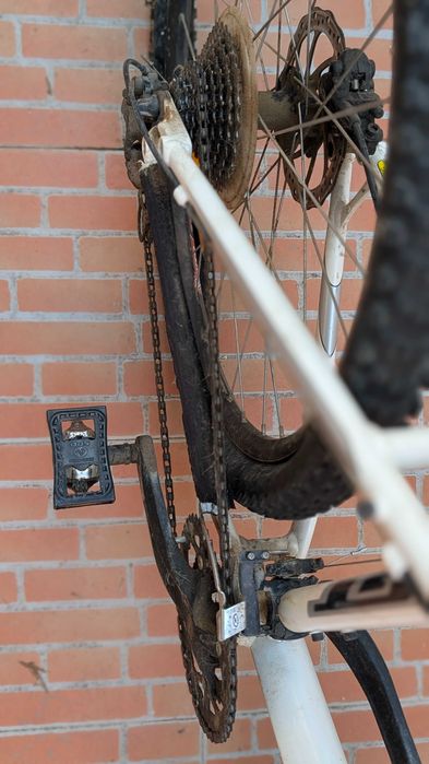 Bicicleta GT Avalanche 1.0