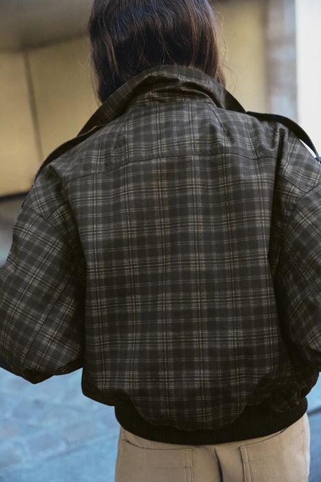 Куртка бомбер від ZARA