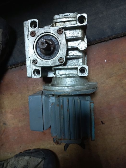 Электродвигатель