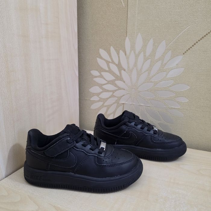 Дитячі кросівки Nike Air Force 1 Low розмір 27