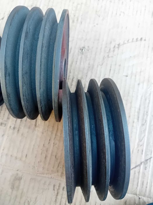 Polia com D externo 138mm de 3 canais, furo 20mm