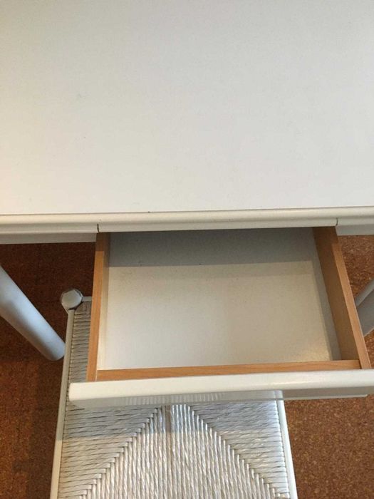 Mesa Extensível com 4 Cadeiras