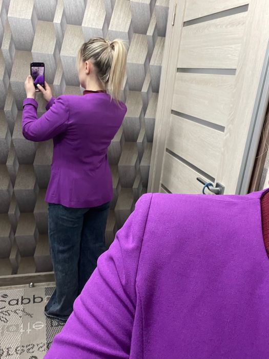 Гарний піджак жіночий