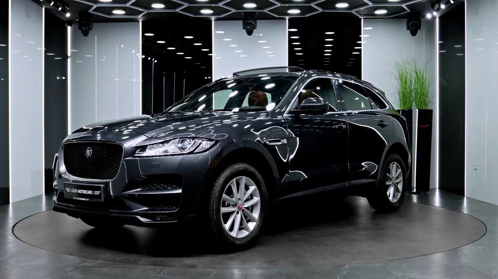 Jaguar F-Pace SALON POLSKA/ FV23%/ Gwarancja Serwisowa/AWD/Panorama/HAK/67 398 NETTO