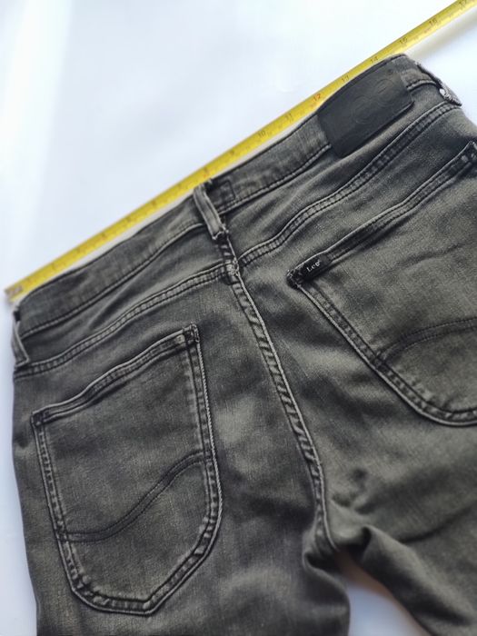 Lee Luke Worn Dry Lake W31/L32 cinzento