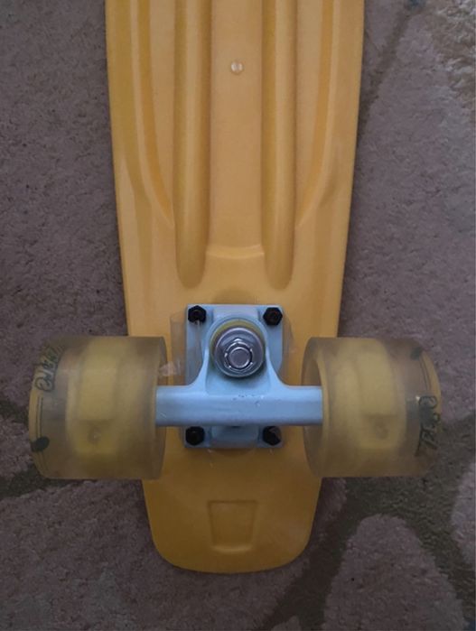 Skate amarelo criança/iniciante Olsson