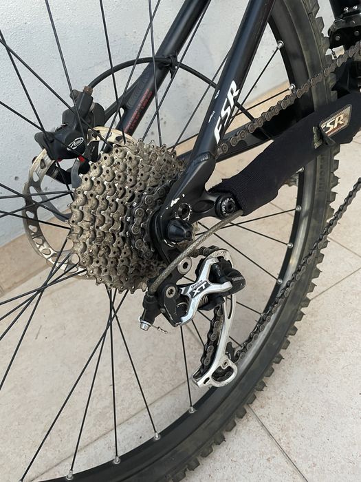 Specialized XC Expert + 2 Pneus Wanda